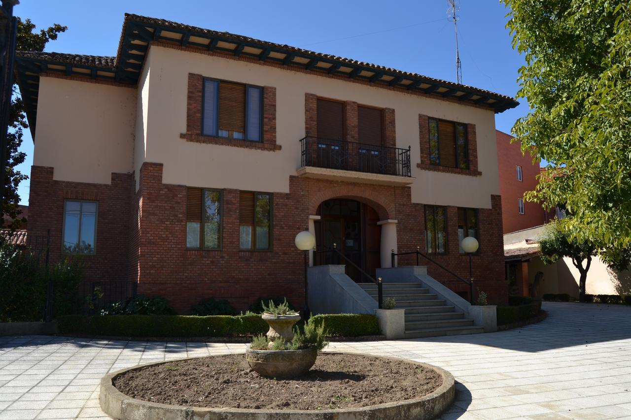 Hotel Villegas Valencia de Don Juan Eksteriør billede