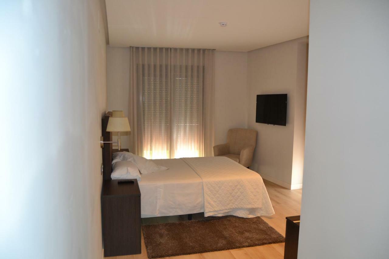 Hotel Villegas Valencia de Don Juan Eksteriør billede