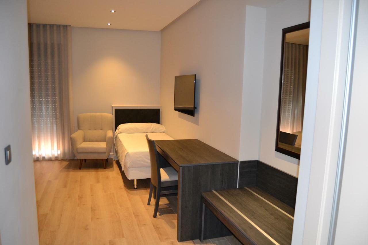 Hotel Villegas Valencia de Don Juan Eksteriør billede