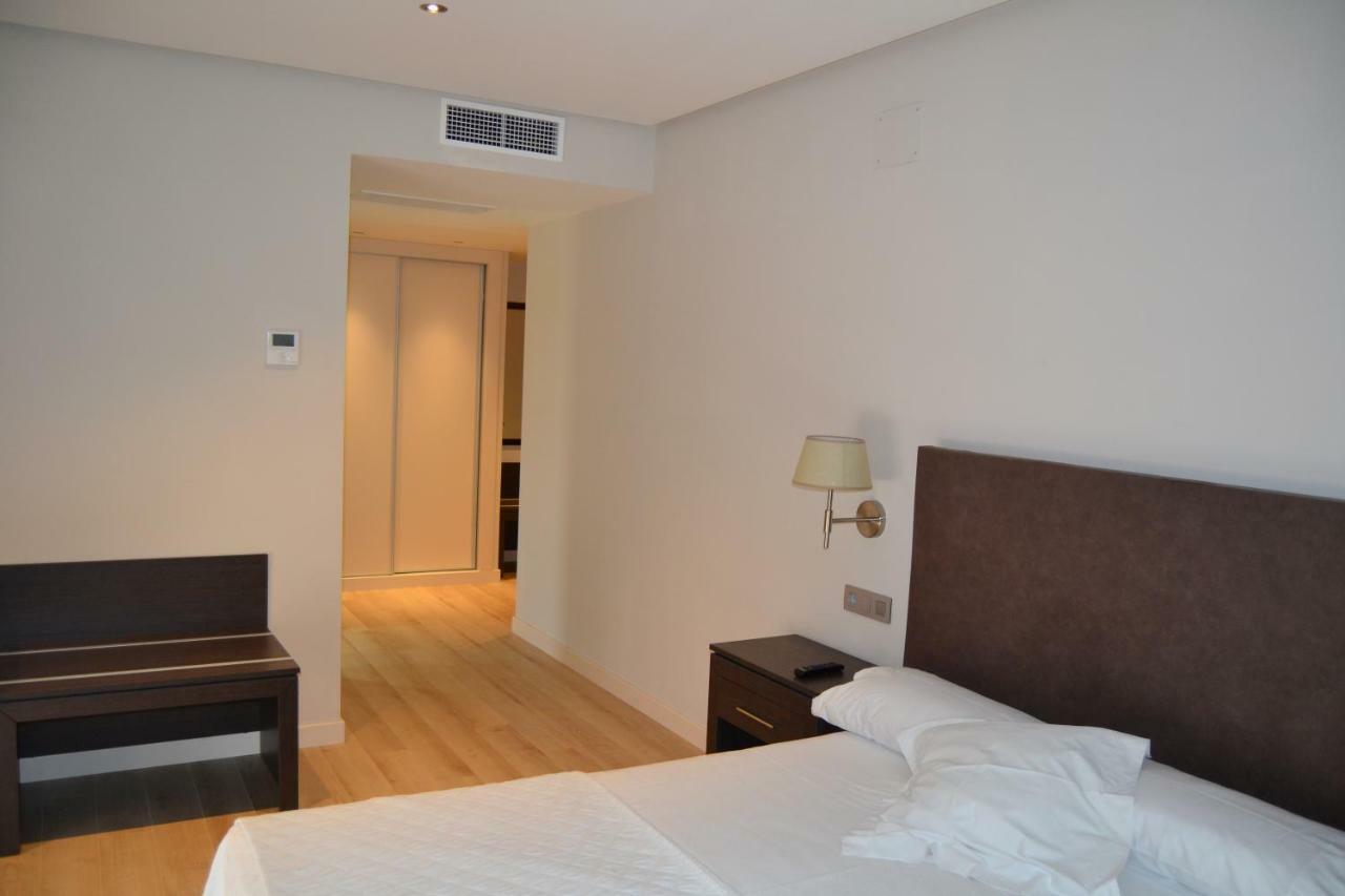 Hotel Villegas Valencia de Don Juan Eksteriør billede