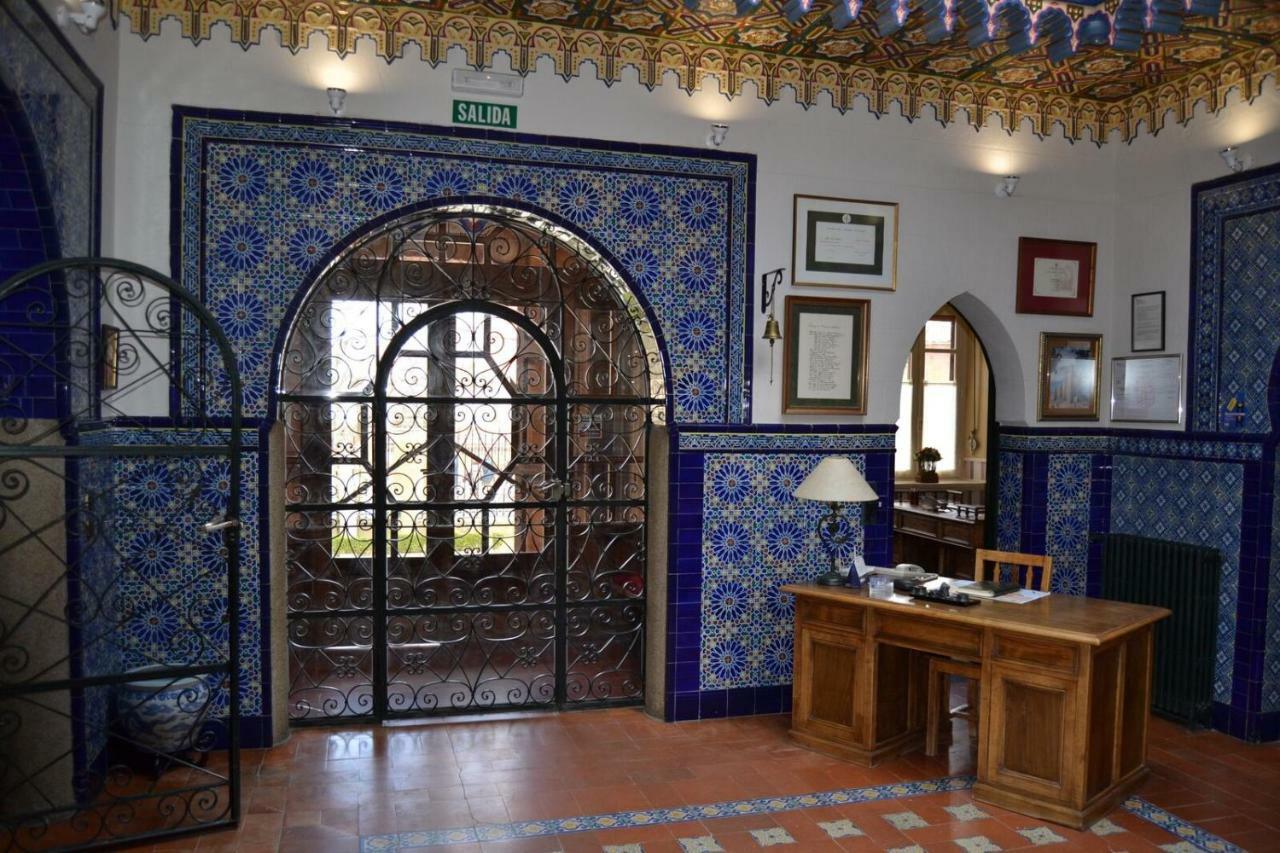 Hotel Villegas Valencia de Don Juan Eksteriør billede